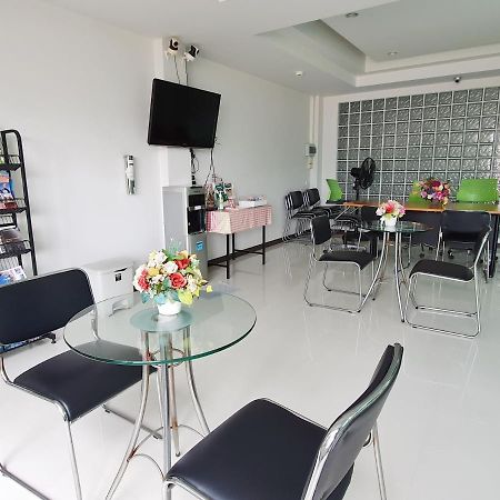 Orchid Surin Appartement Buitenkant foto