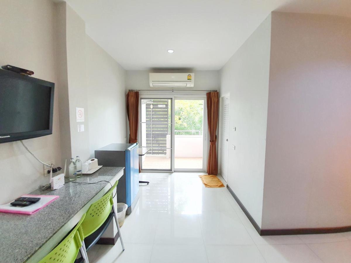 Orchid Surin Appartement Buitenkant foto